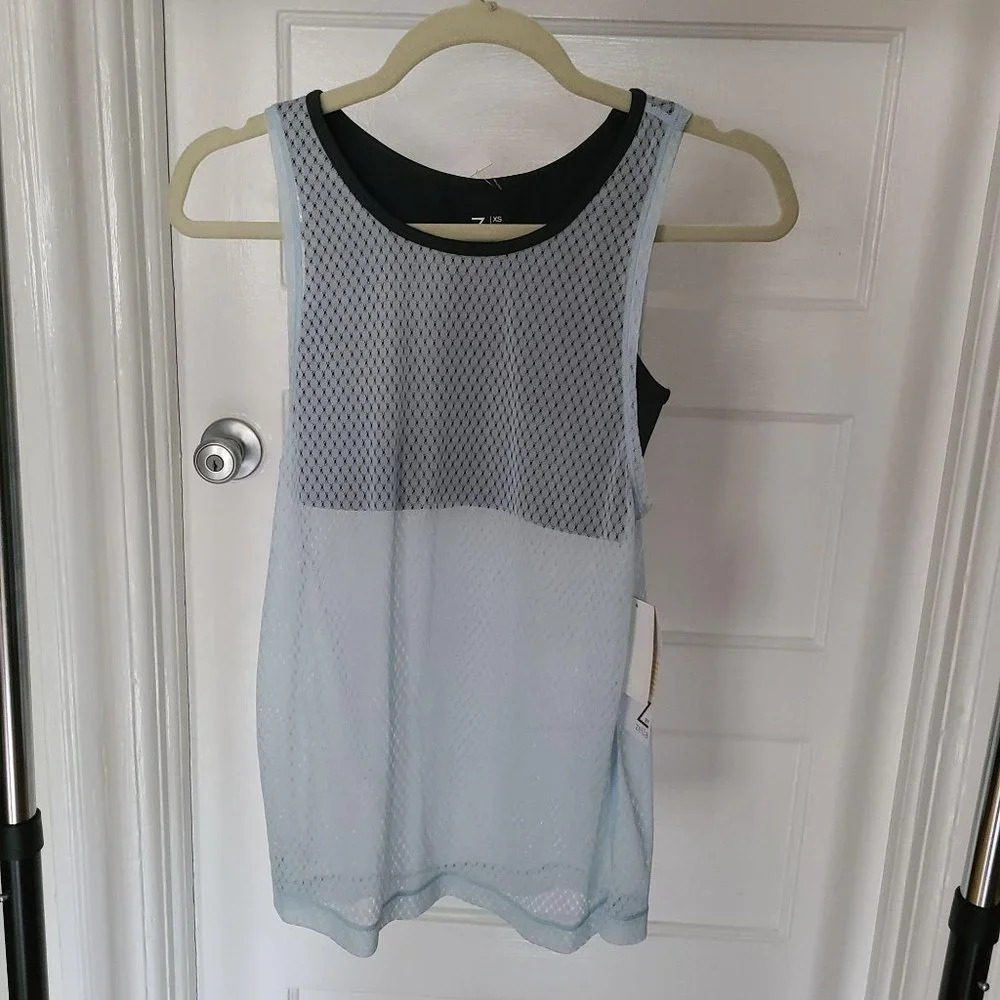 Z By Zella Women's Perforated Jersey Sports Bra Top Size XSmall NWT Atheltic